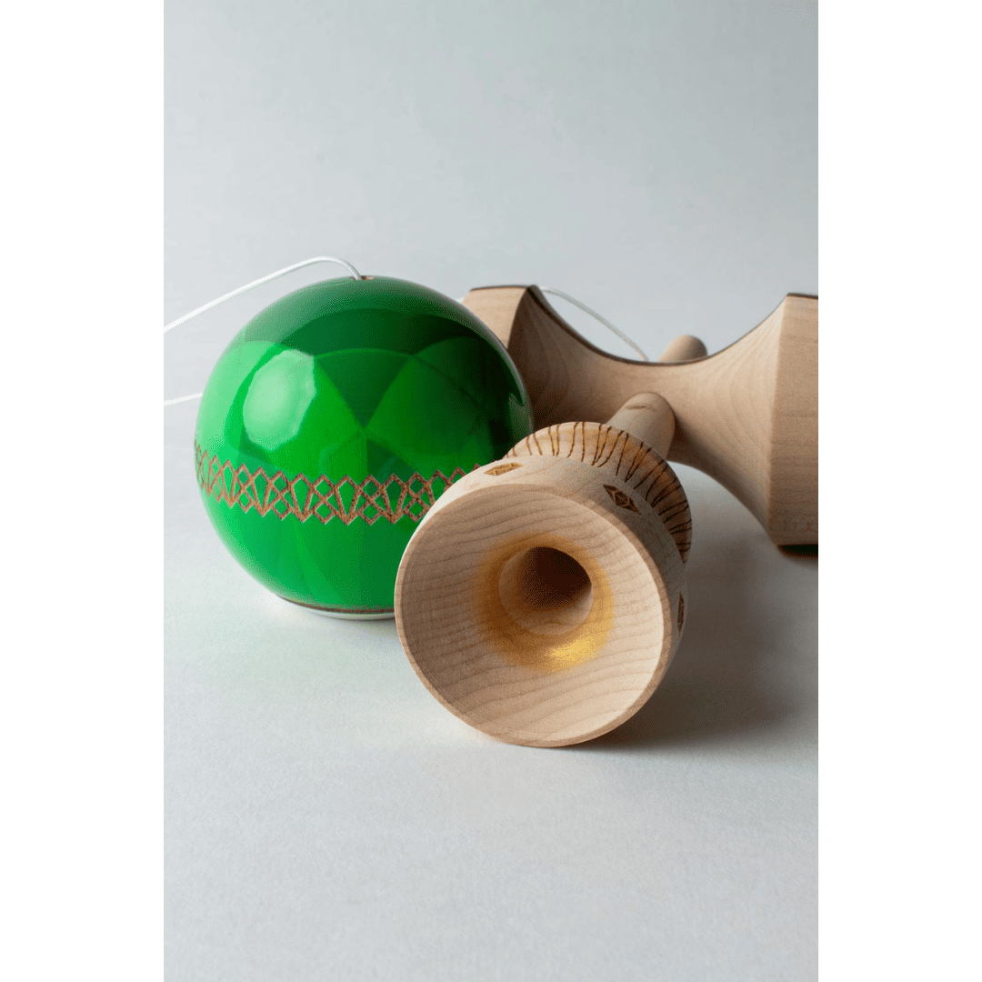 1月30日 21時より発売開始 - C-FRASER EMERALD - STICKY