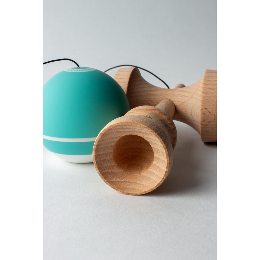 Classic Tracker - Seafoam けん玉 | SWEETS KENDAMAS | 専門店supernova